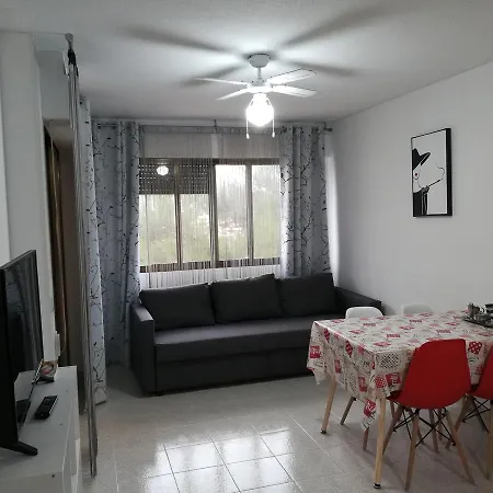 Insignia Apartment *